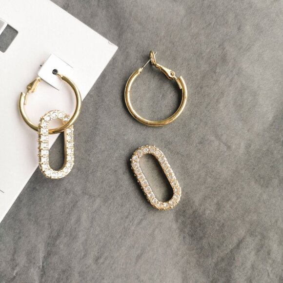 & Other Stories Gold Crystal Oval Hoop Earrings Elegant Jewelry - Picture 3 of 3